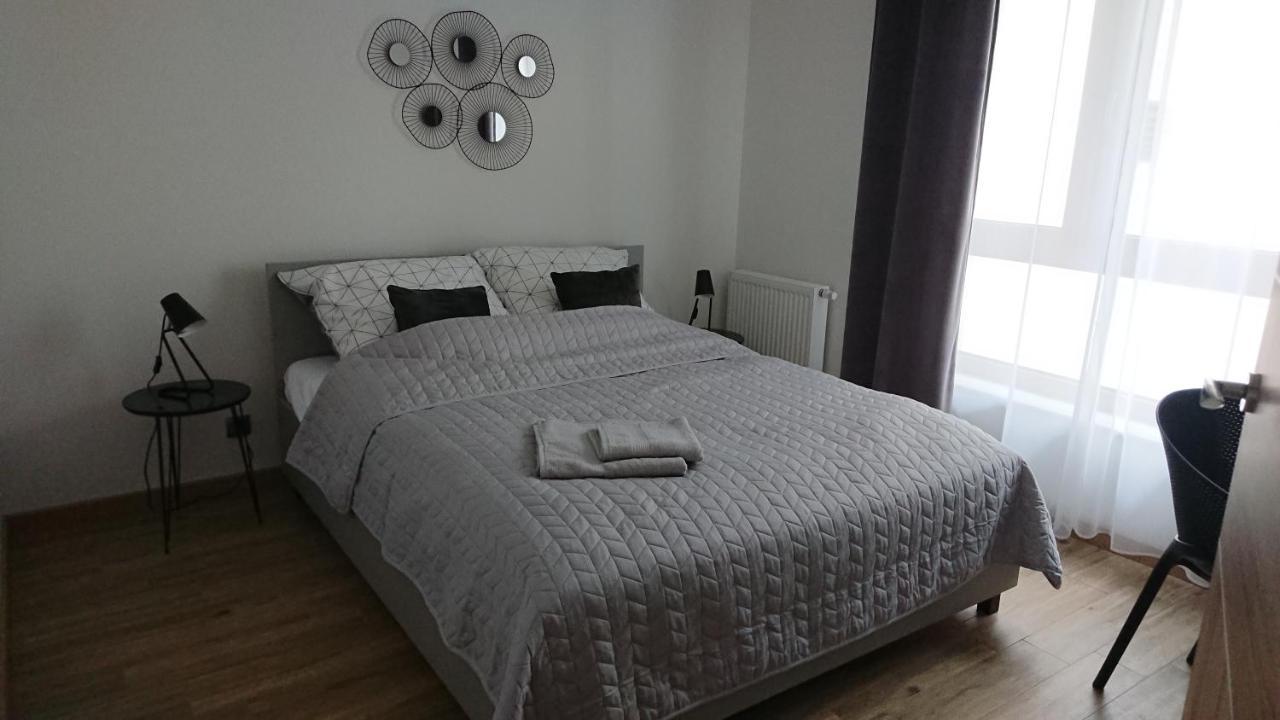 Apartamenty Color - Niebieski Kielce Kültér fotó